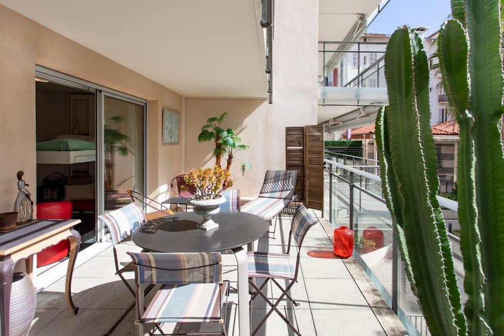 L18 Central Parking Terrace Ac 10Mins Walk To Beaches Nizza Esterno foto