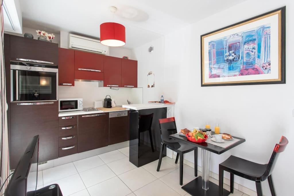 L18 Central Parking Terrace Ac 10Mins Walk To Beaches Nizza Esterno foto
