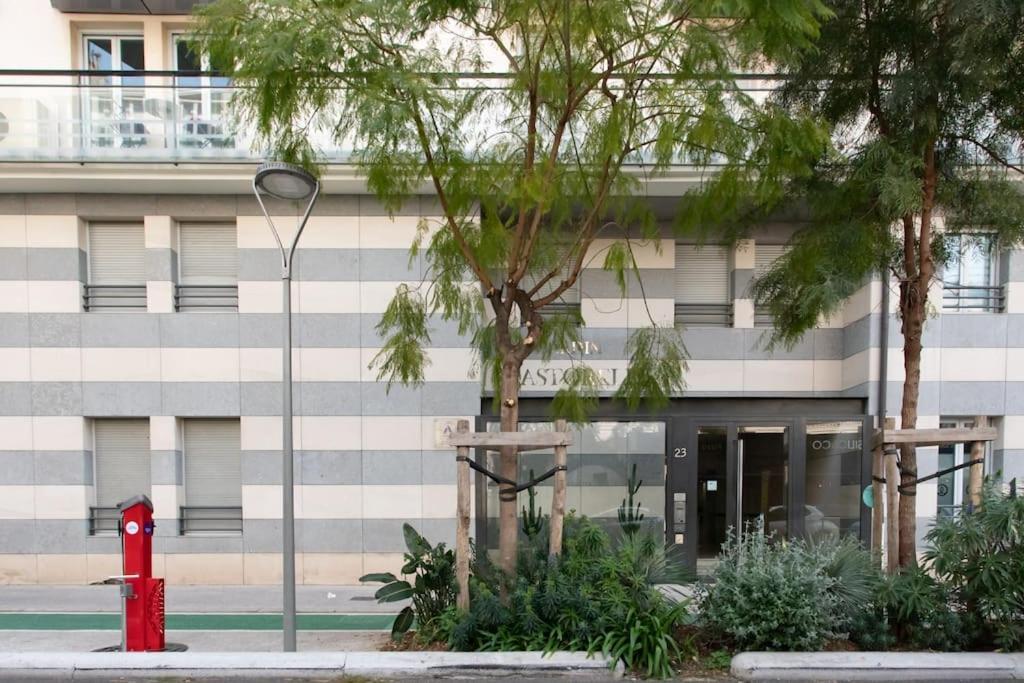 L18 Central Parking Terrace Ac 10Mins Walk To Beaches Nizza Esterno foto