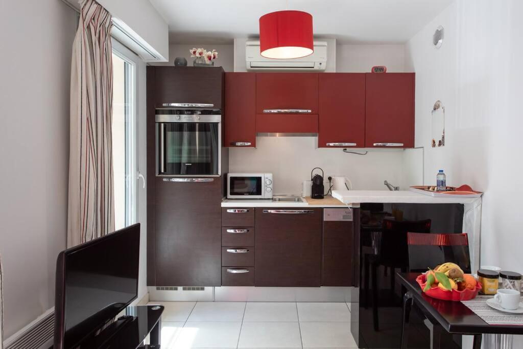 L18 Central Parking Terrace Ac 10Mins Walk To Beaches Nizza Esterno foto