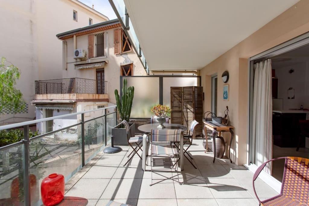 L18 Central Parking Terrace Ac 10Mins Walk To Beaches Nizza Esterno foto