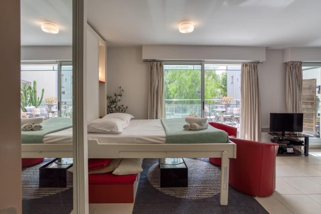 L18 Central Parking Terrace Ac 10Mins Walk To Beaches Nizza Esterno foto