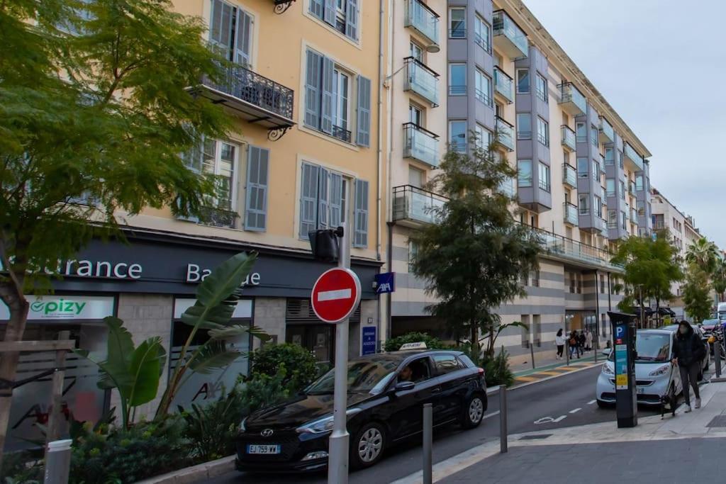 L18 Central Parking Terrace Ac 10Mins Walk To Beaches Nizza Esterno foto